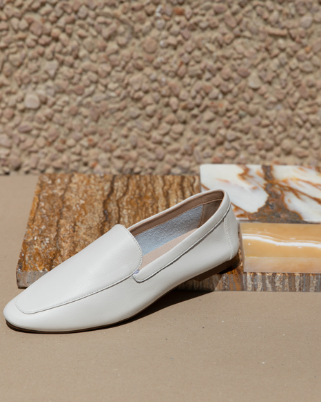 THE CLASSIC LOAFERS
