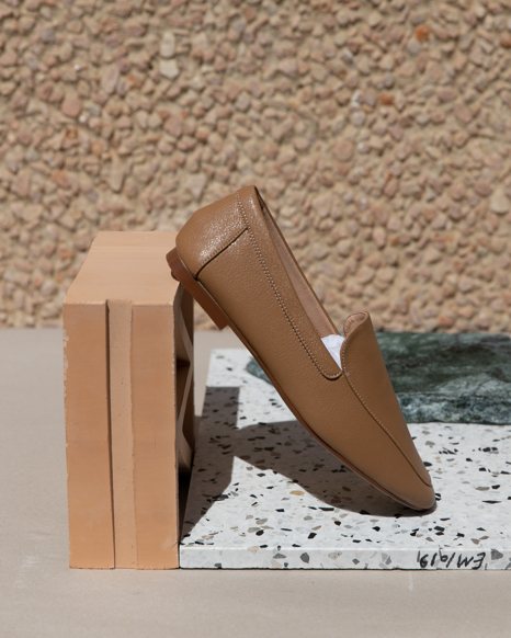 THE CLASSIC LOAFERS