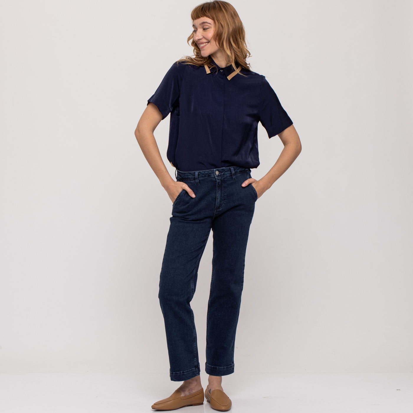 THE LOOSE SHIRT