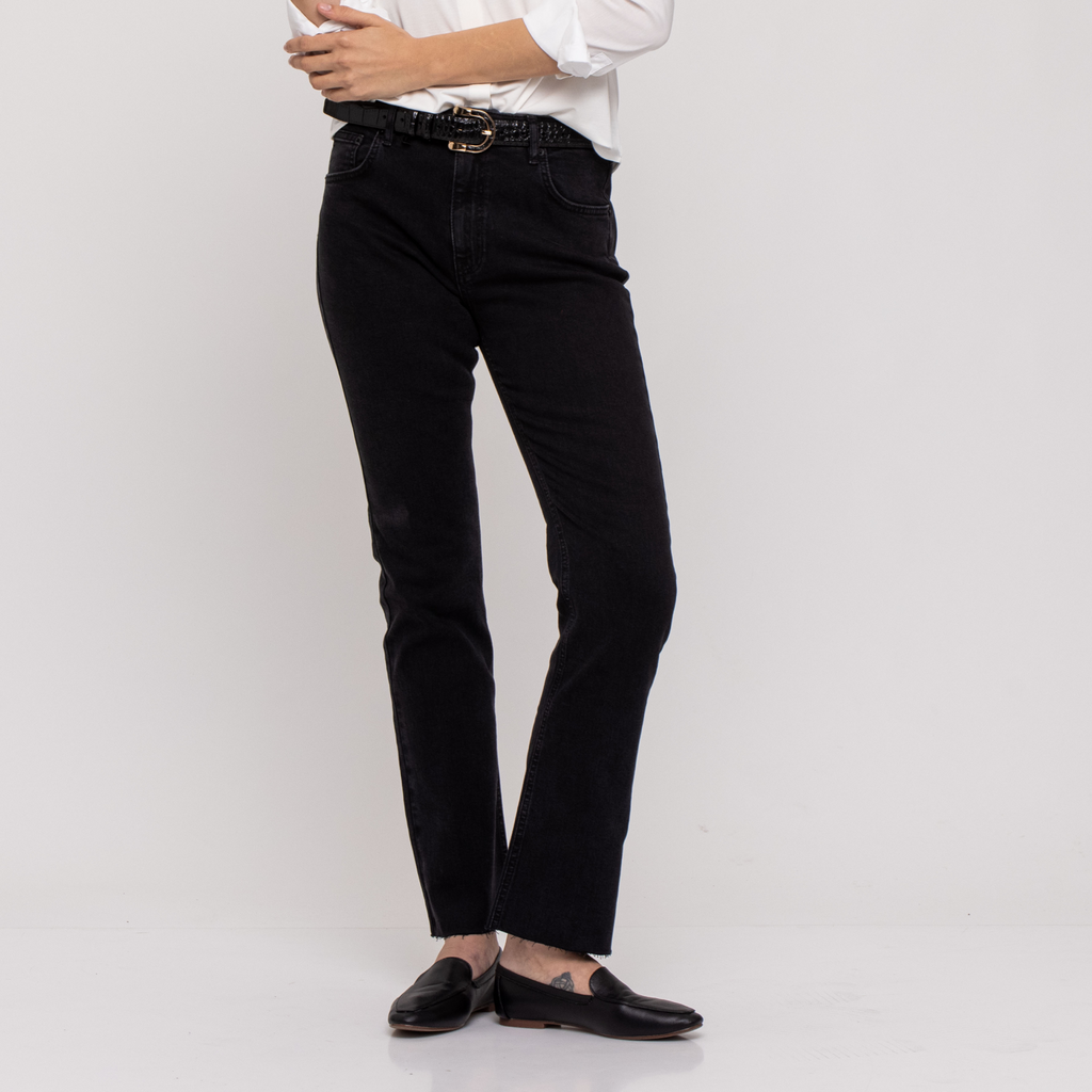 THE SUPER STRETCH DENIM