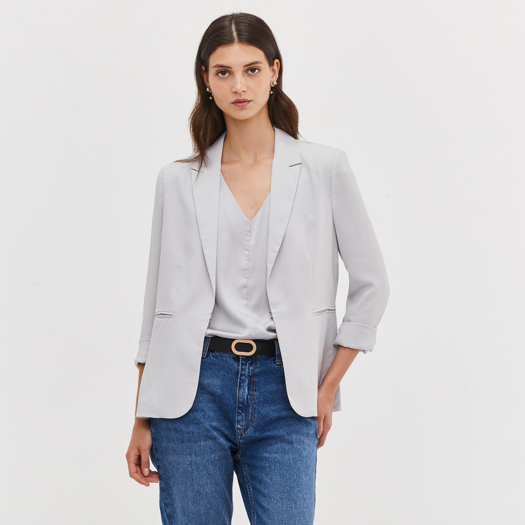 V NECK ESSENTIAL TOP