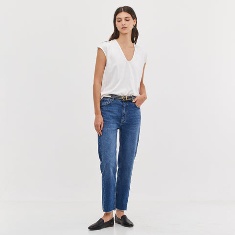 THE BASIC ESSENTIAL T-SHIRT