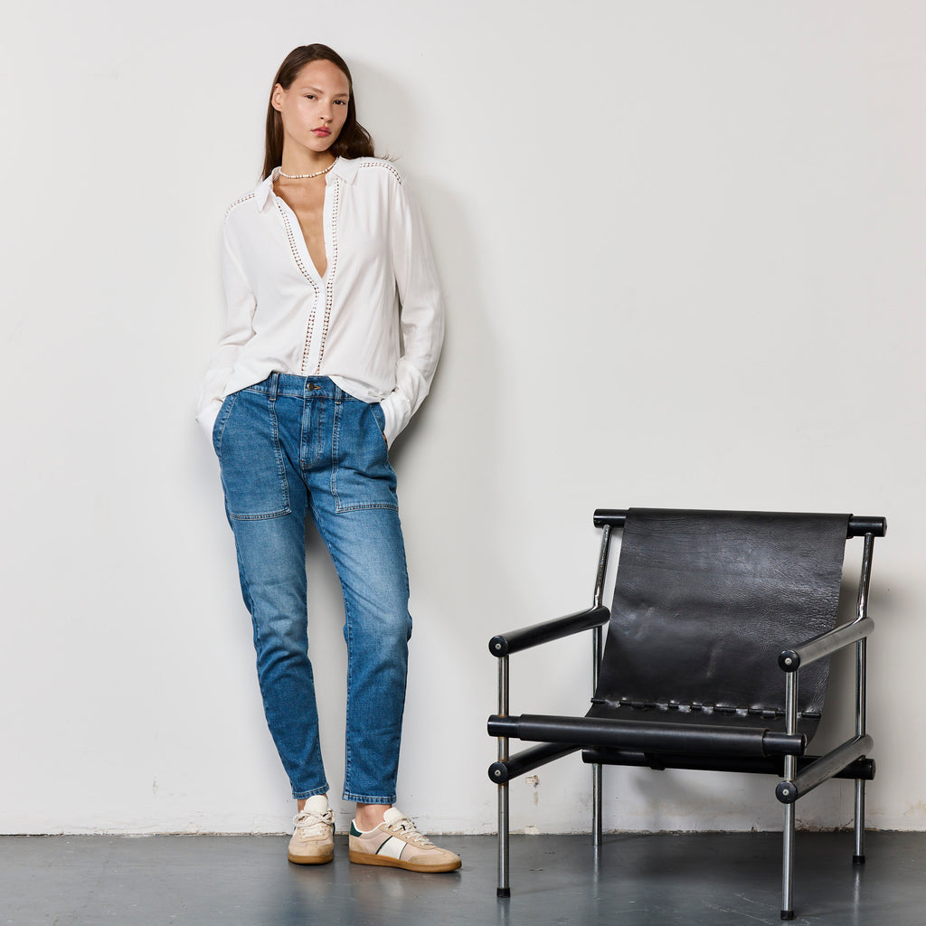 TRIM EMBROIDERY SHIRT