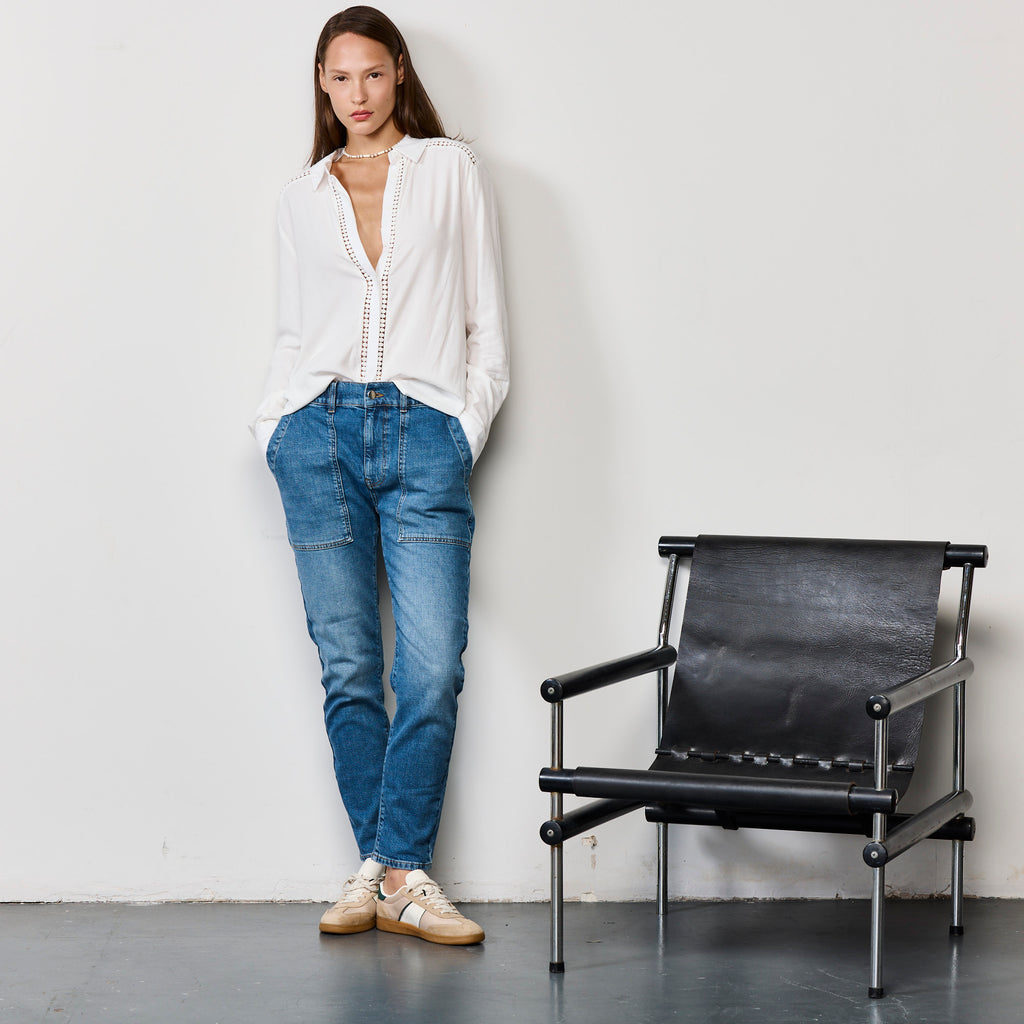 TRIM EMBROIDERY SHIRT