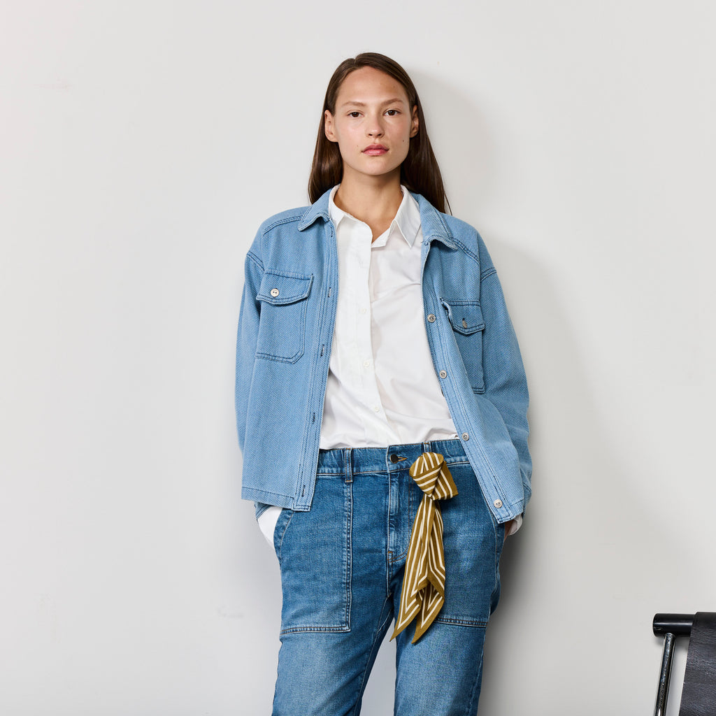 THE BASIC BUTTON UP SHIRT