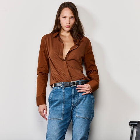 THE STRETCHY BUTTON UP SHIRT