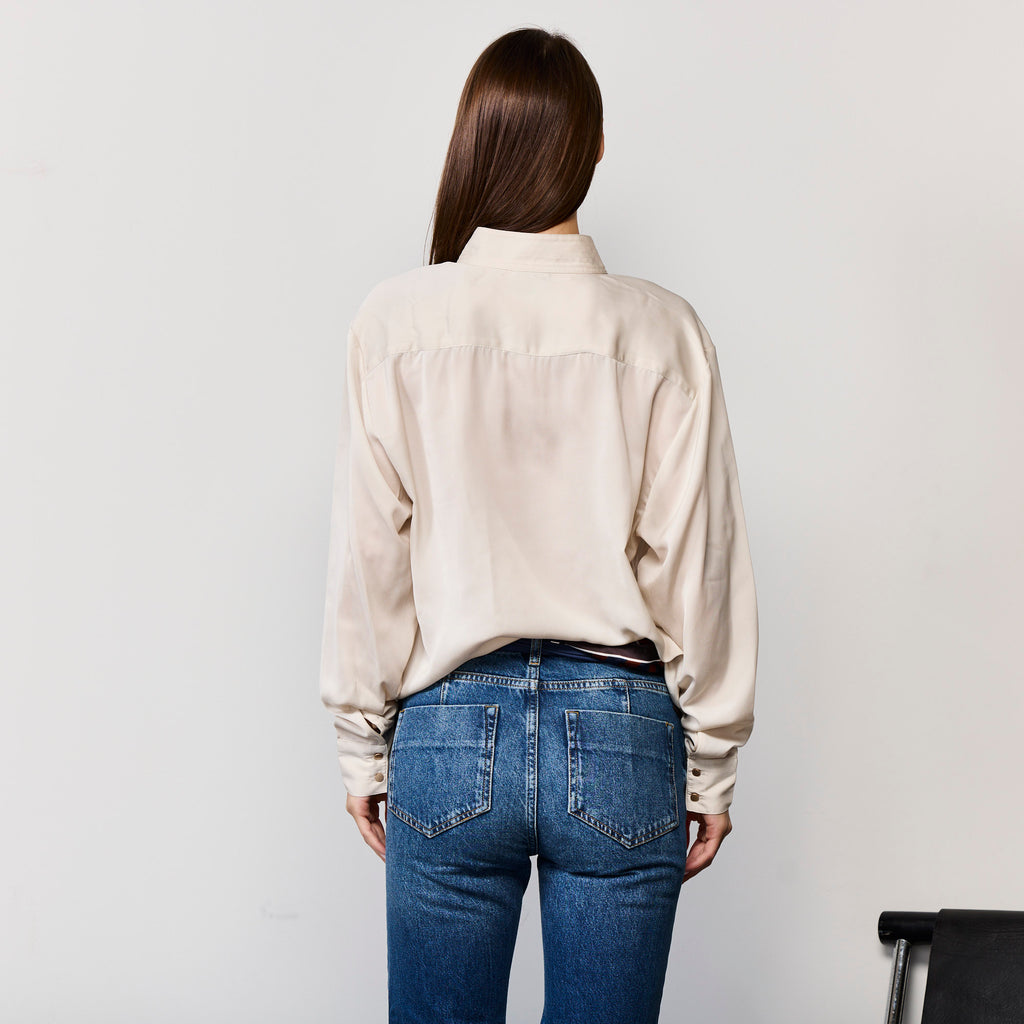 THE STITCHED COLLAR SHIRT