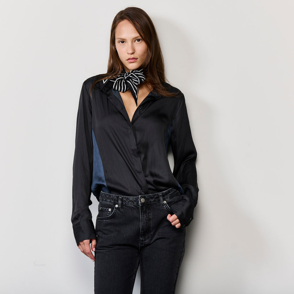 CONTRAST PANEL SHIRT