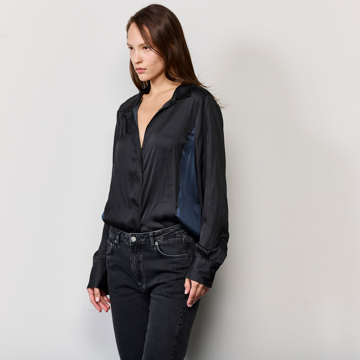 CONTRAST PANEL SHIRT