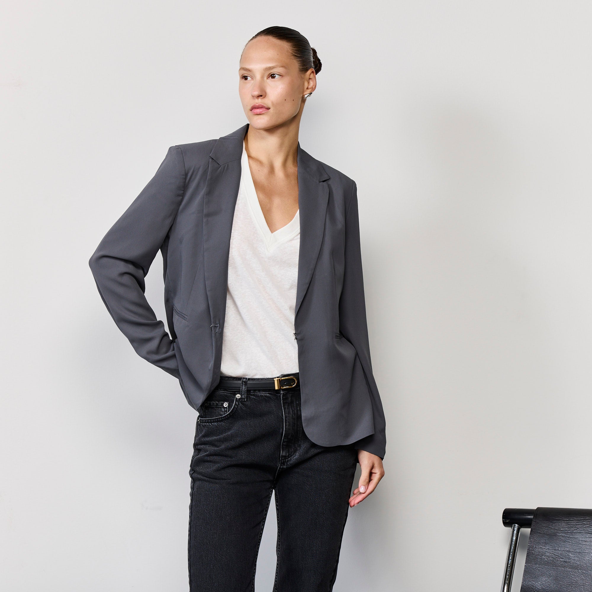 THE COOL FIT BLAZER