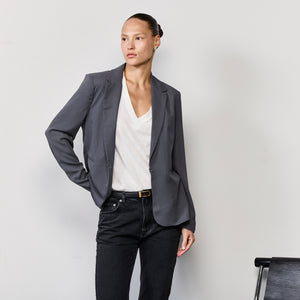 THE COOL FIT BLAZER