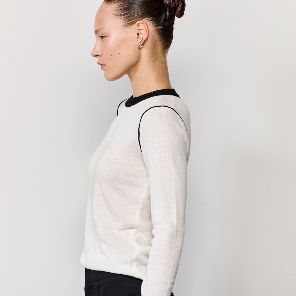 SUPER LIGHT CONTRAST KNIT