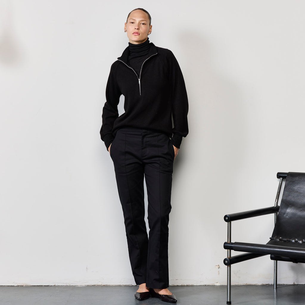 THE COZY ZIPPER KNIT