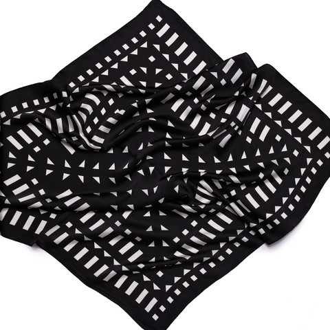 CLASSIC SQUARES  SCARF