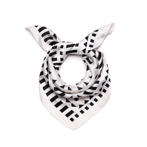 CLASSIC SQAURES SCARF