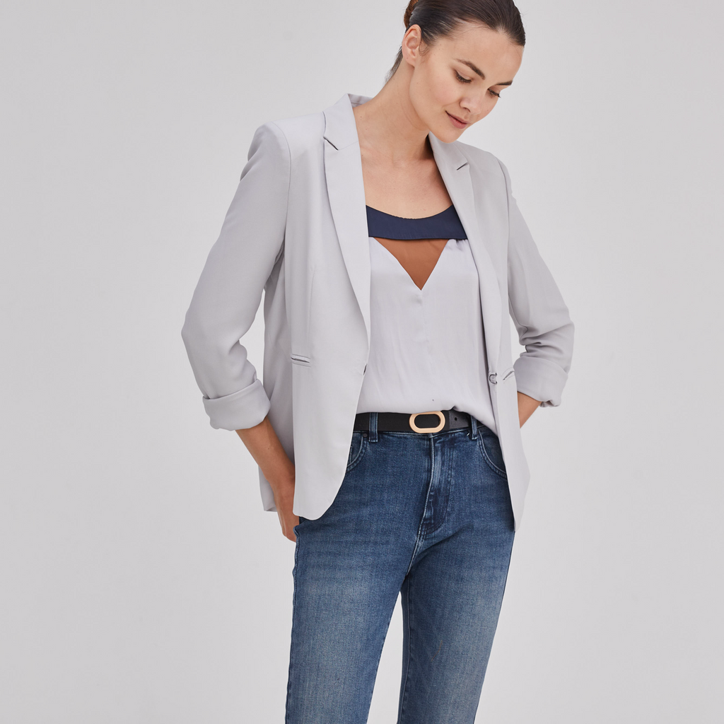 THE COOL FIT BLAZER