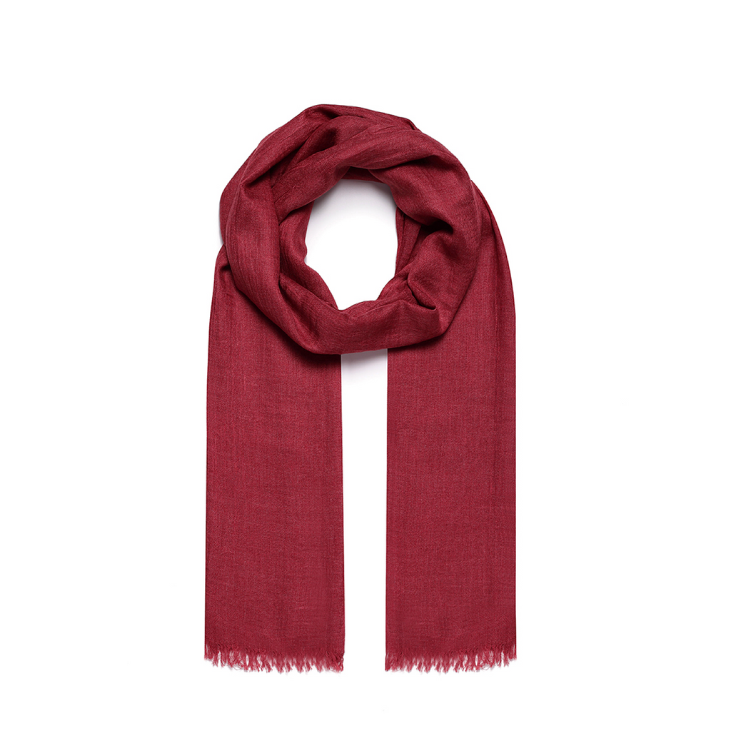 THE SOLID ESSENTIAL SCARF