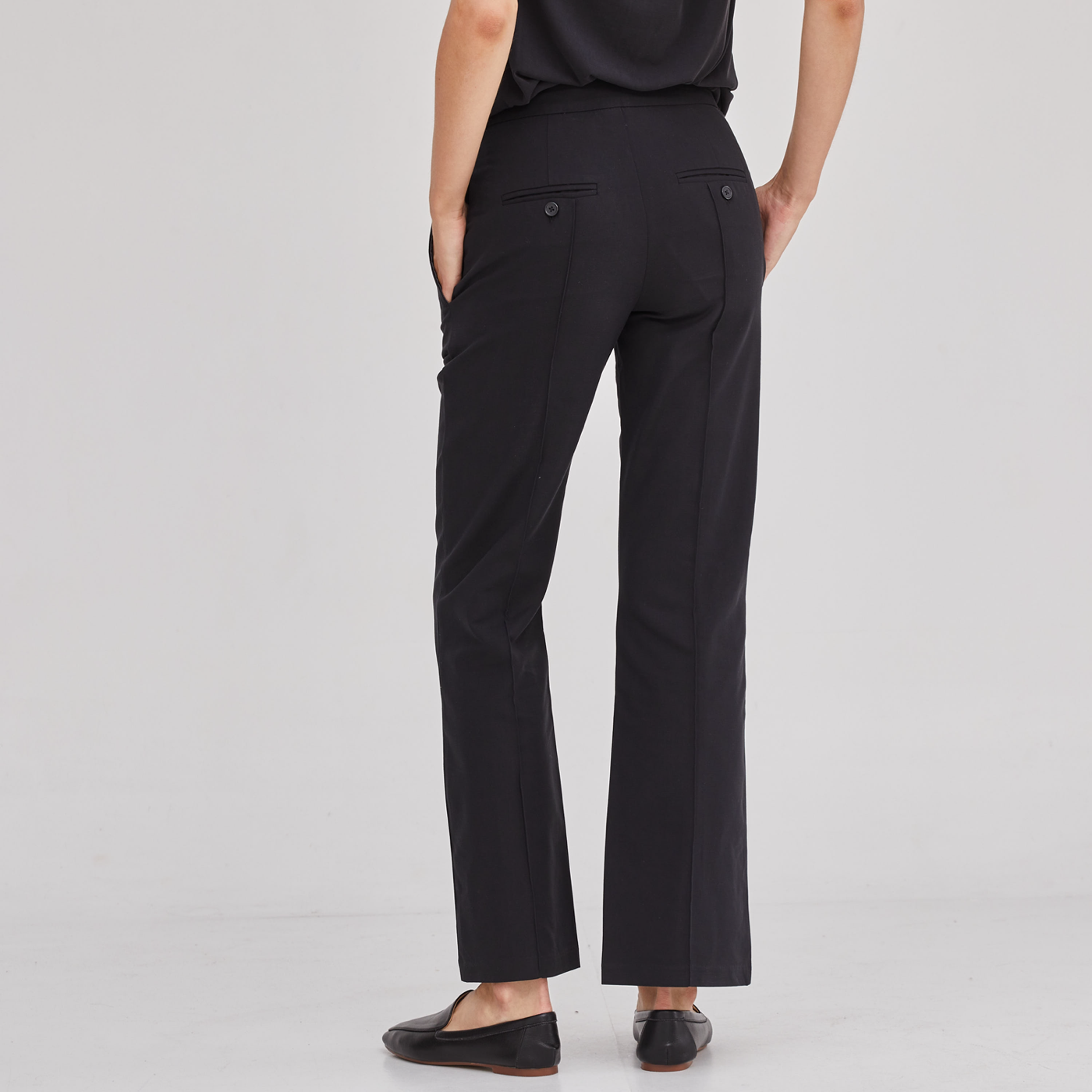 THE DAY & NIGHT PANTS