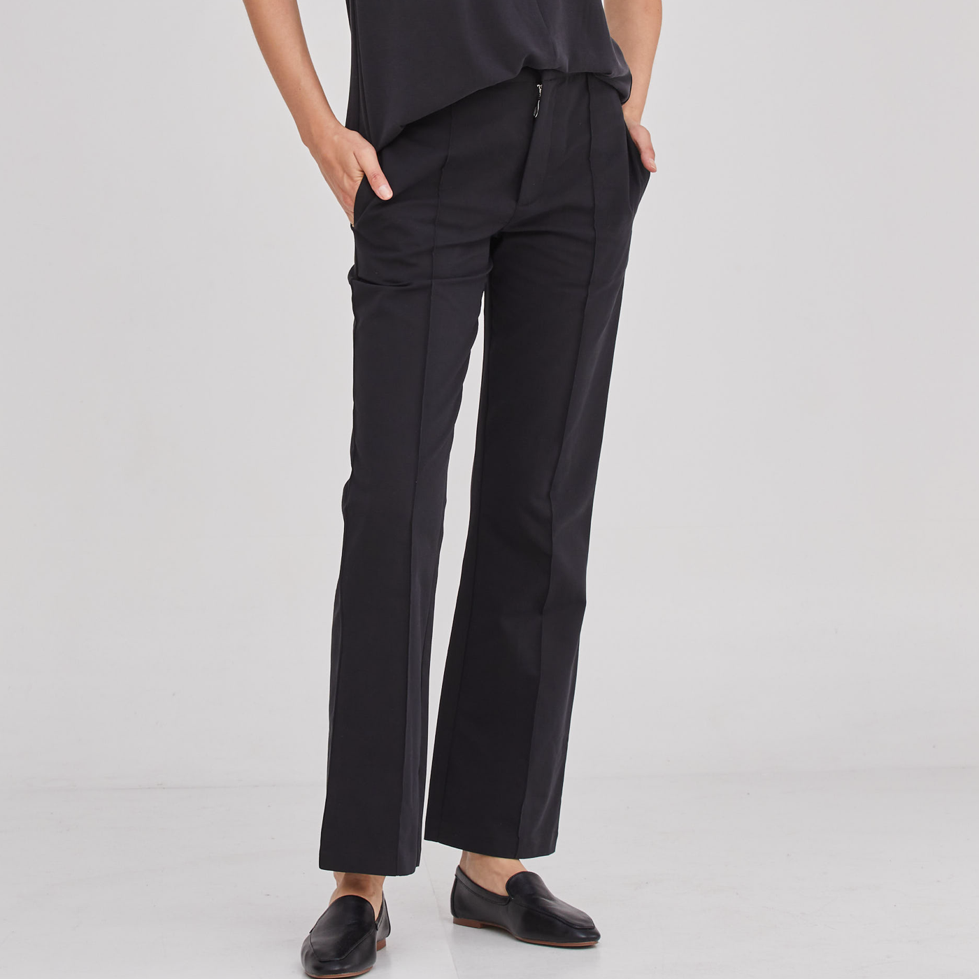 THE DAY & NIGHT PANTS