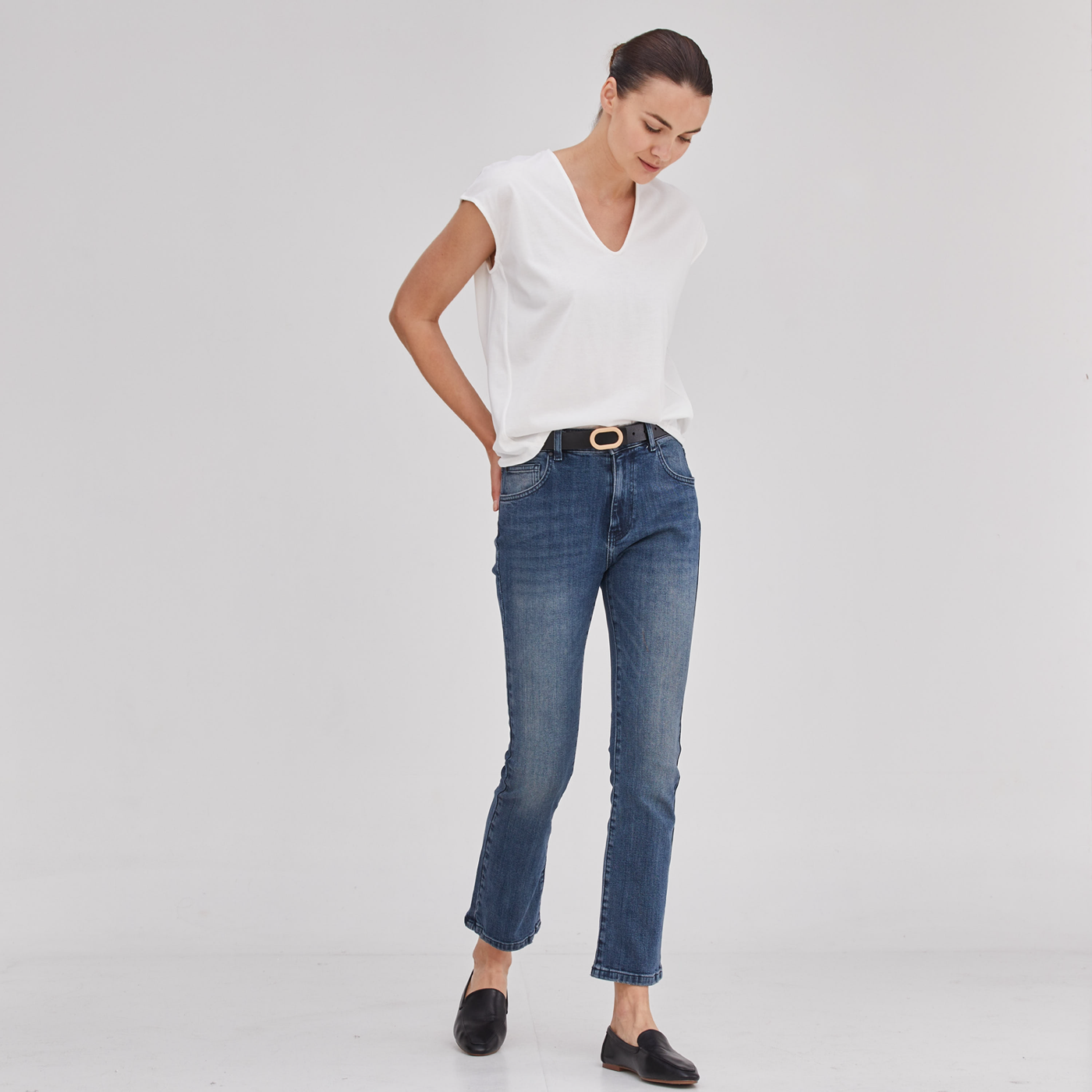 THE BASIC ESSENTIAL T-SHIRT